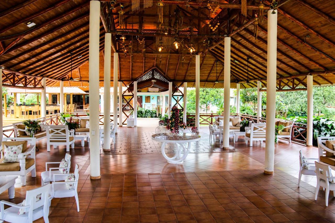 Deluxe Suites Guacamayos - Eco-Lodge & Swimming Pool Bonao Exterior foto